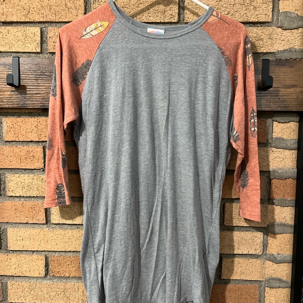 Baseball tee